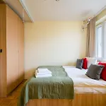 Solec Powisle Homely By Bookinghost *