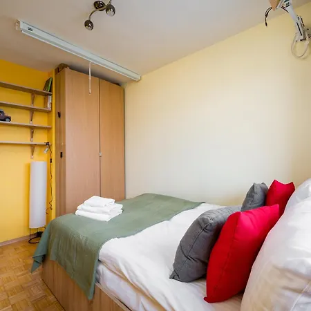 Solec Powisle Homely By Bookinghost Appartement