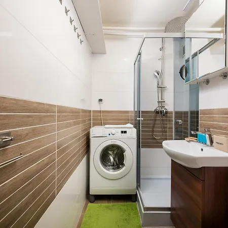 Appartement Solec Powisle Homely By Bookinghost Varsovie