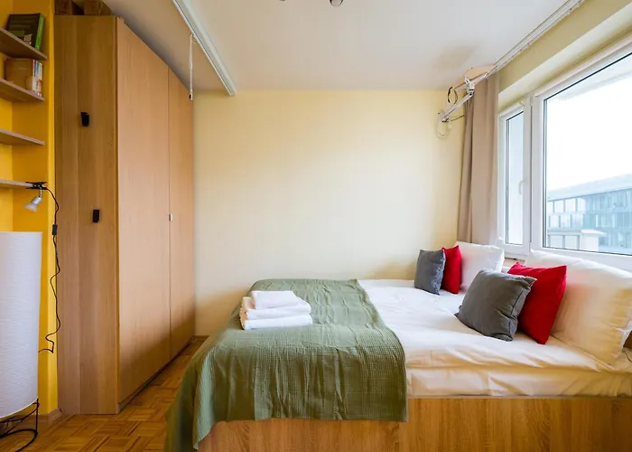 Solec Powisle Homely By Bookinghost *